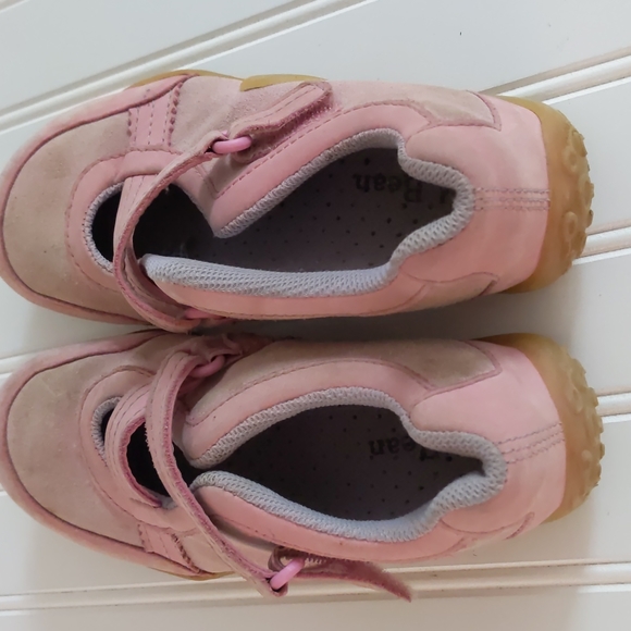 LL Bean Pink Velcro Sneakers - Picture 8 of 12
